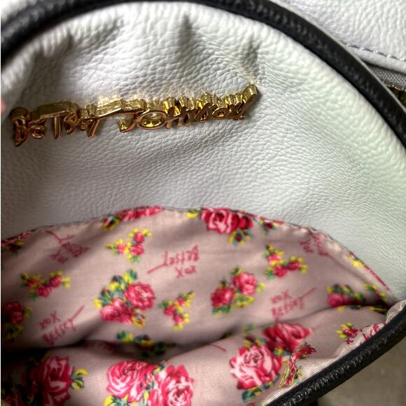 Betsey Johnson Navy Light Blue Leather Designer Crossbody Handbag Purse NWOT - Picture 8 of 8